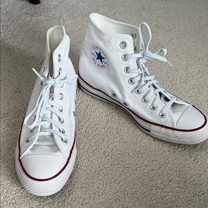 NEW NWOT Converse All Star White and Red trim High-Tops